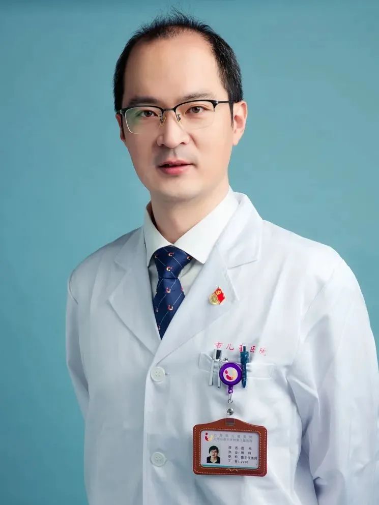 上海儿科外科专家——守护儿童健康的白衣战士