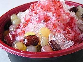 喉咙痛时应该喝什么饮料？
