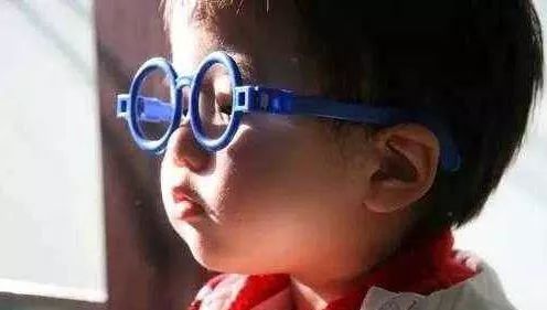省儿保眼科专家——守护儿童眼健康的守护者