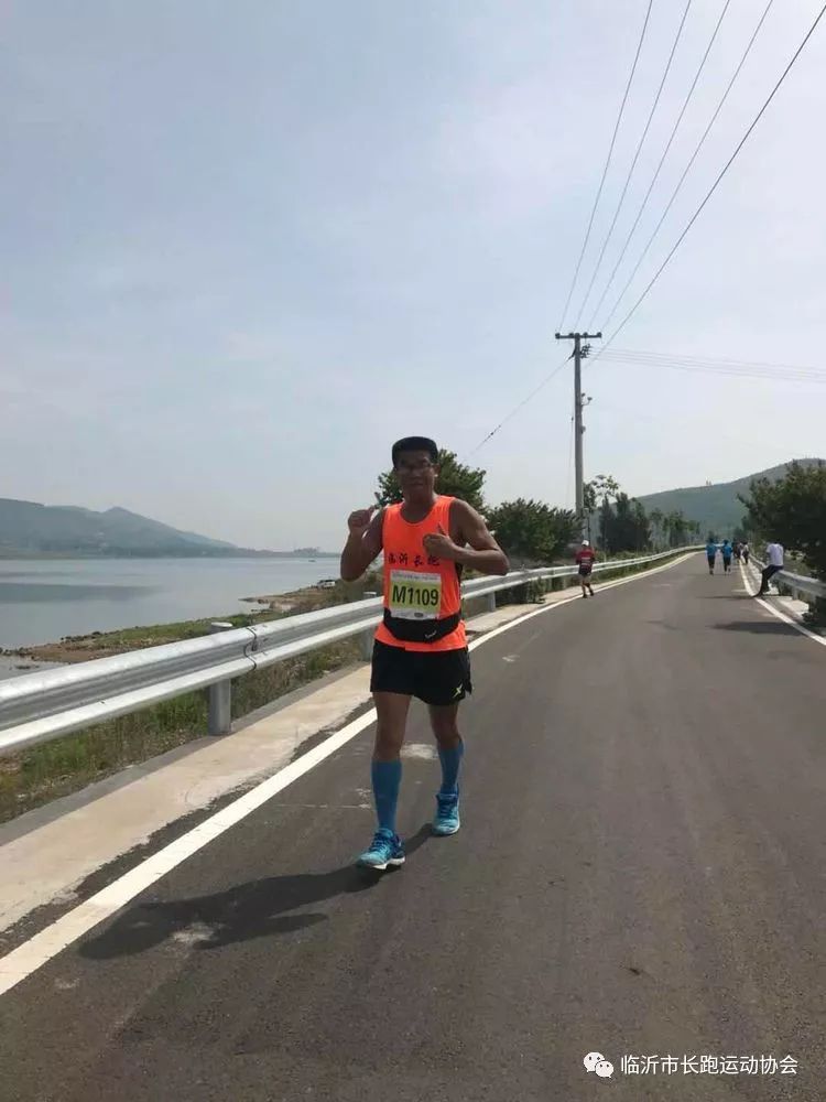越野跑挑战赛，挑战自我，超越极限