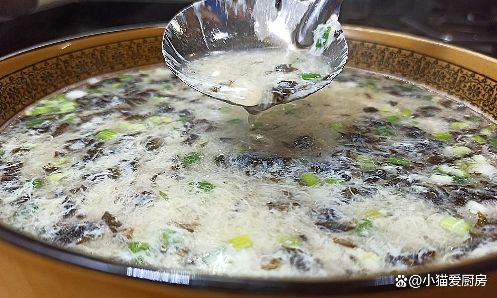 虾皮紫菜蛋花汤，一道家常美味汤品的做法