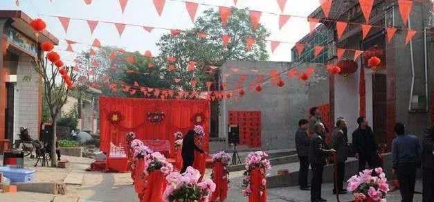 红白喜事一本通，从看客的角度解读传统礼仪与现代变迁