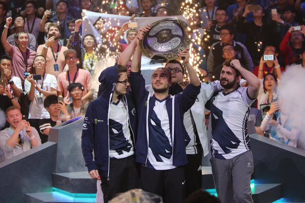 Ti7 中国队阵容，梦想与实力的集结
