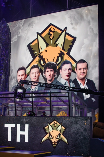 Ti6冠军阵容高清壁纸，荣耀与传奇的集结