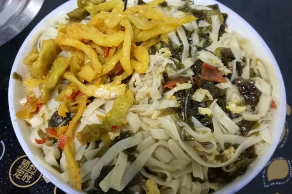紫菜蛋花面的美味之旅，一道家常面食的别样风情