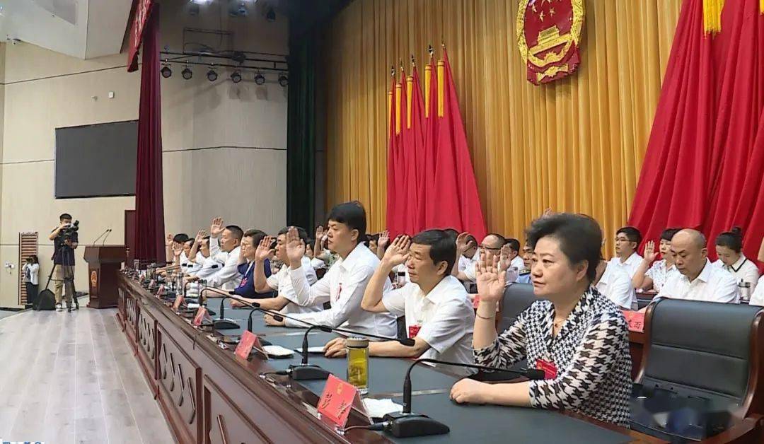 第一伞兵队，勇气与荣耀的象征
