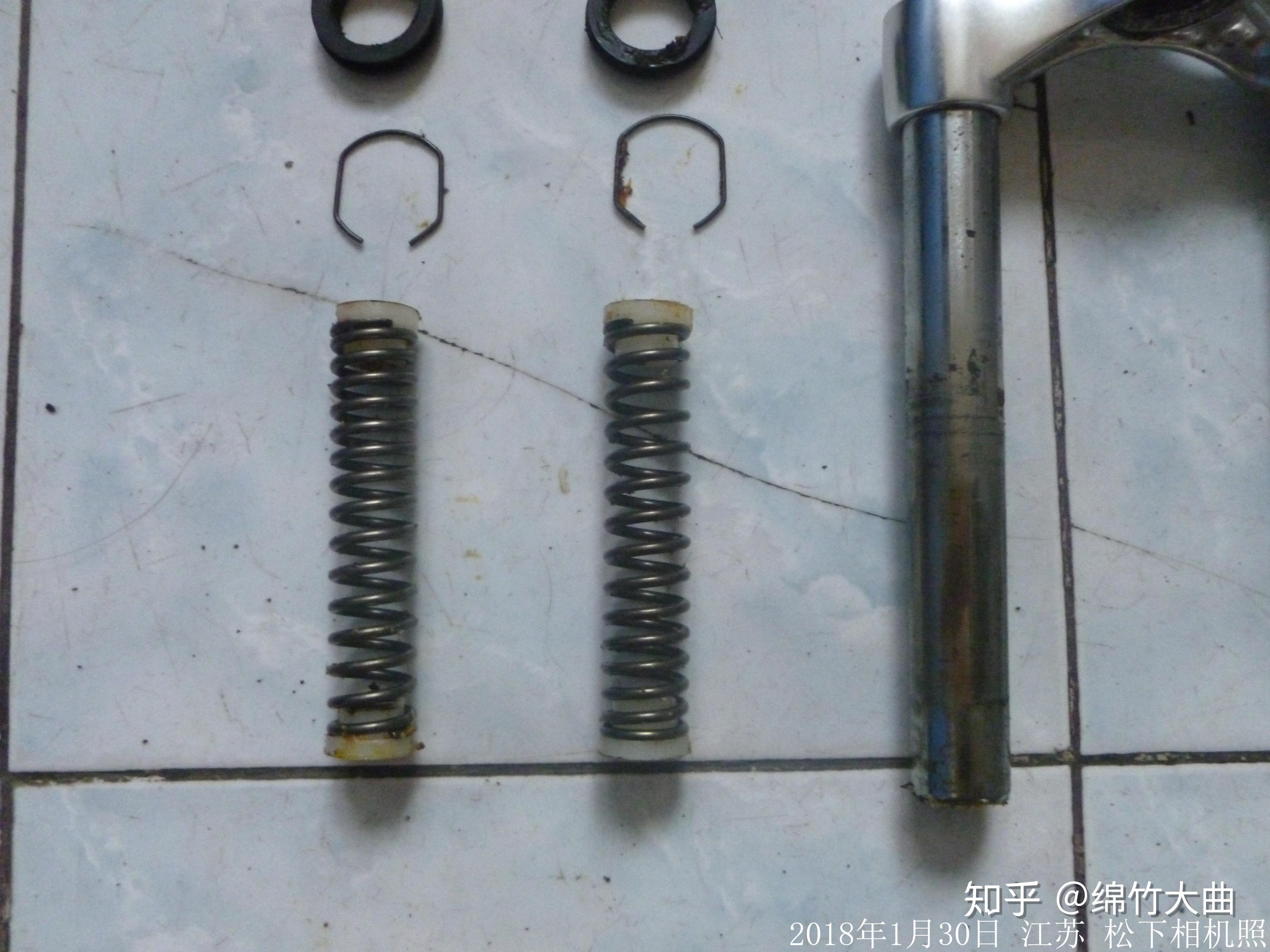 美利达弹簧避震前叉拆解指南