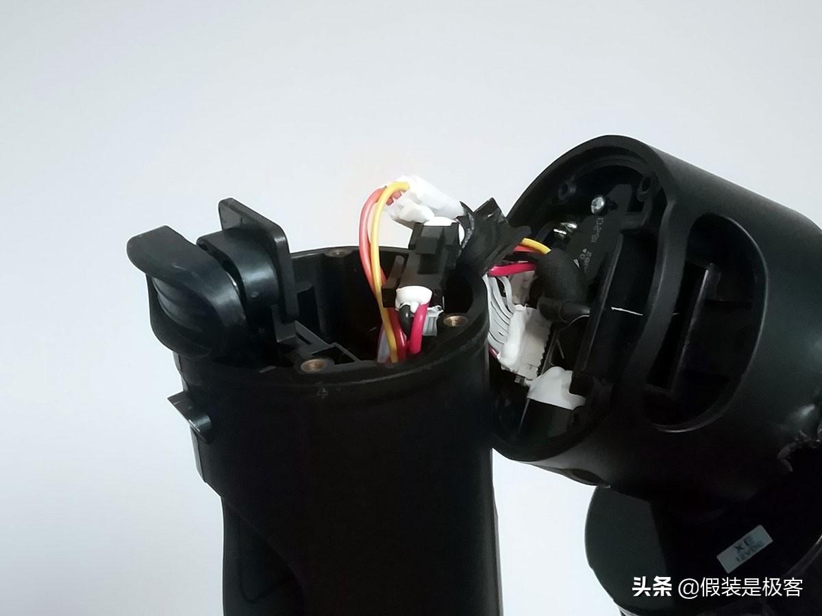 小米助力车电池拆解，探索绿色能源循环利用之路