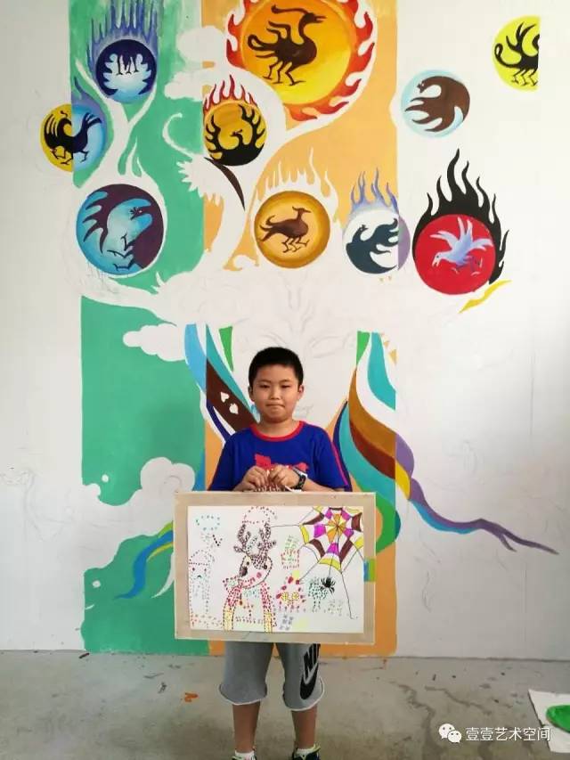 中班美术优秀教案——创意绘画之旅